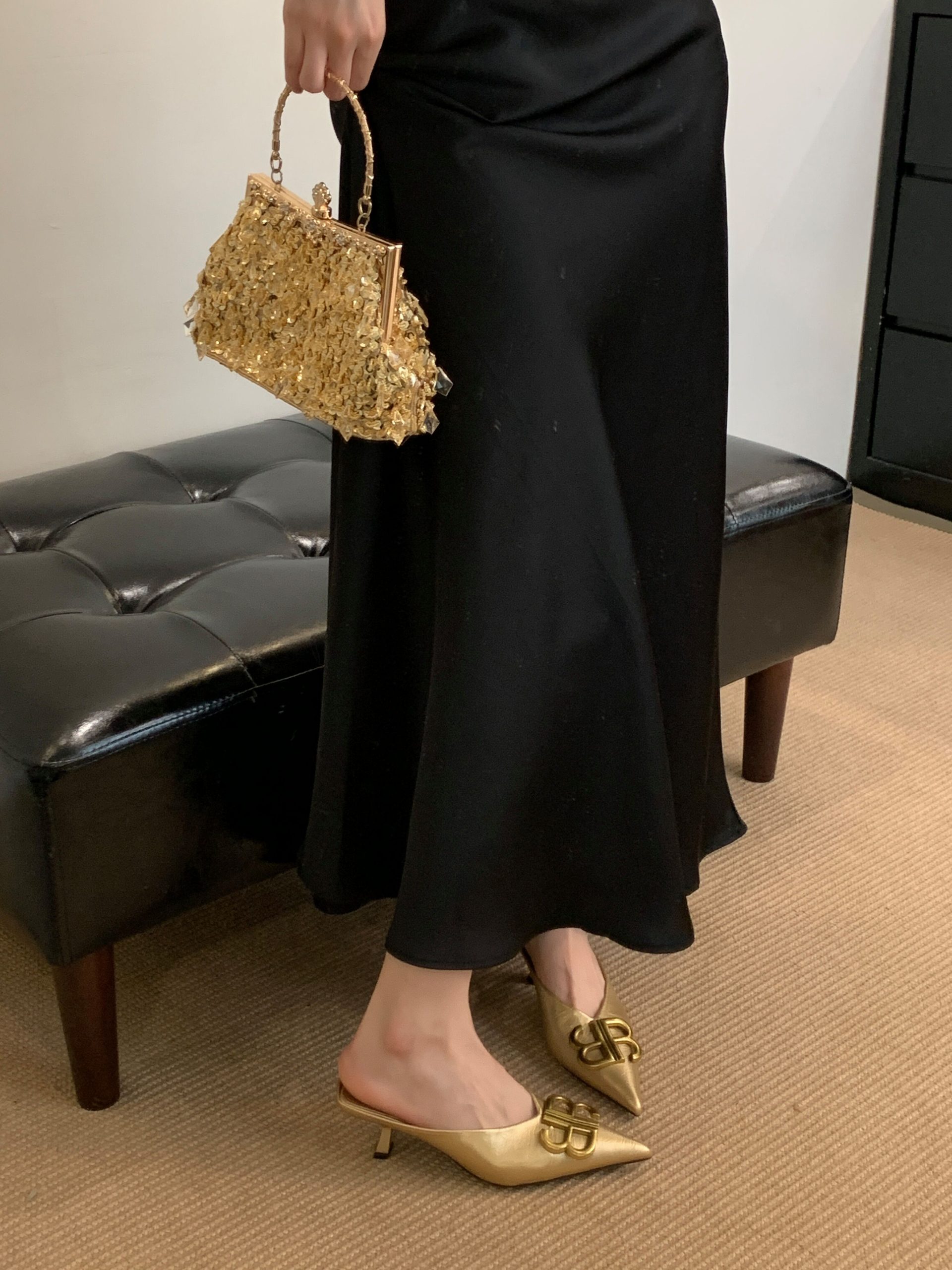 2025 New Style Slippers Thin Heel Low Heel Elegant European and American Style Metal Buckle Pointed Toe Covered Toe Slippers for Women - Image 2
