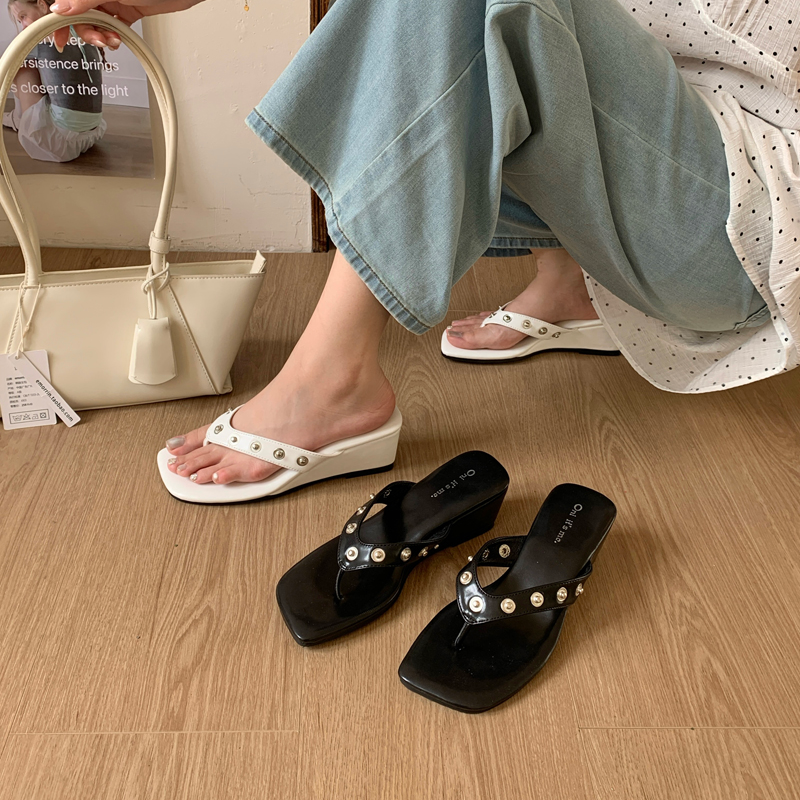 2026 Square Toe Thong Sandals Black Soft Sole Rivet Minimalist High Heel Slippers Women Summer Original